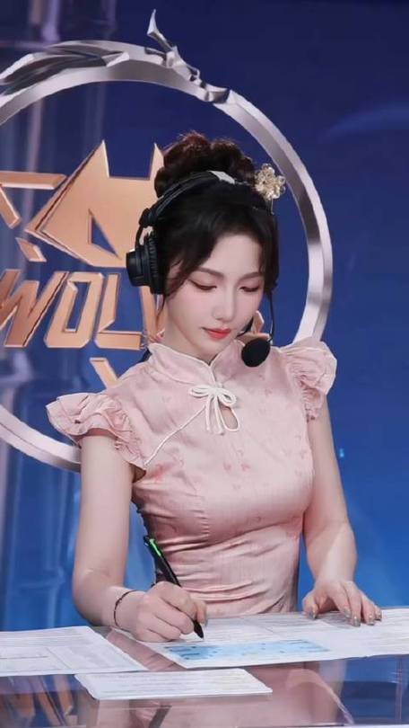 王者荣耀解说小鹿JK