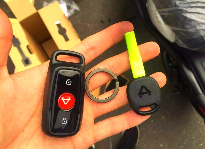 小牛电动车u1钥匙开锁缩略图