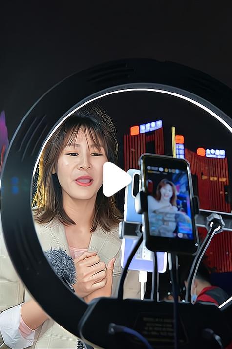 直播间不卖货,主播靠什么挣钱缩略图
