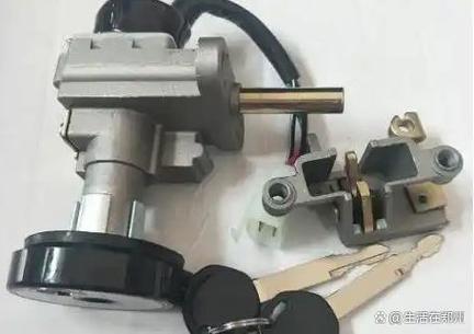 电车后轮锁了钥匙丢了怎么弄开游戏截图