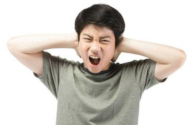 14岁的孩子脾气暴躁易怒怎么回事缩略图