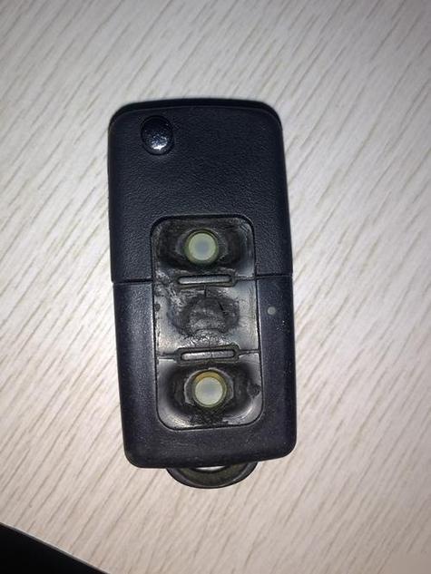 汽车遥控钥匙坏了能配吗缩略图