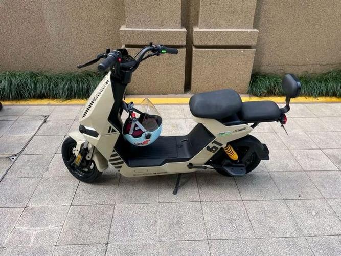 小牛电瓶车卖掉需要过户吗缩略图