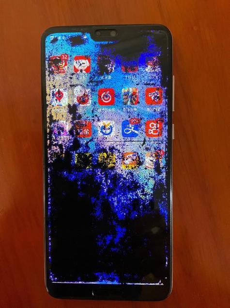 小米11屏幕漏液修一下多少钱缩略图