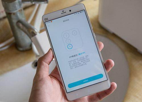 小米4充电红灯闪烁不开机中文字幕游戏截图