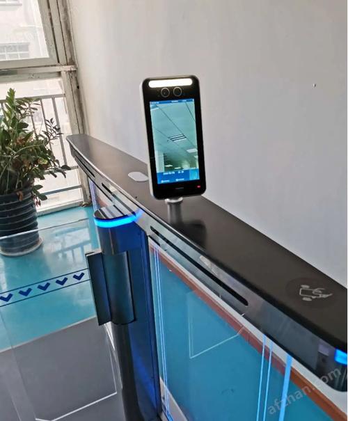 海康威视门禁一体机缩略图