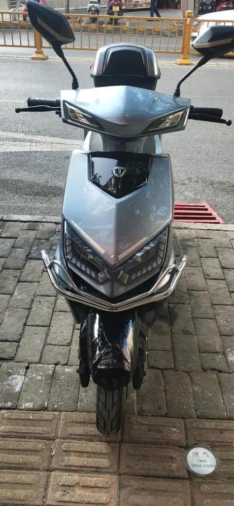 台铃电动车钥匙锁在坐垫下缩略图