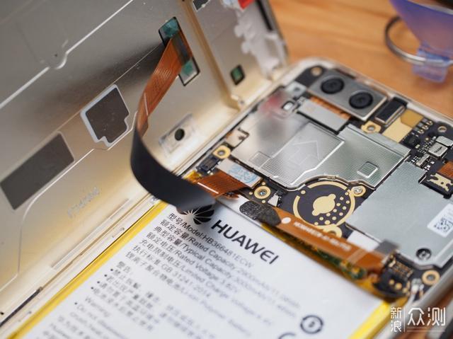 华为荣耀8屏幕排线更换教程缩略图
