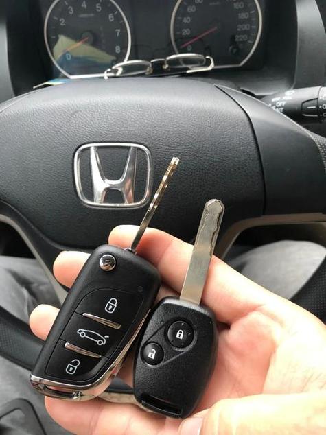 汽车遥控器丢了能配吗