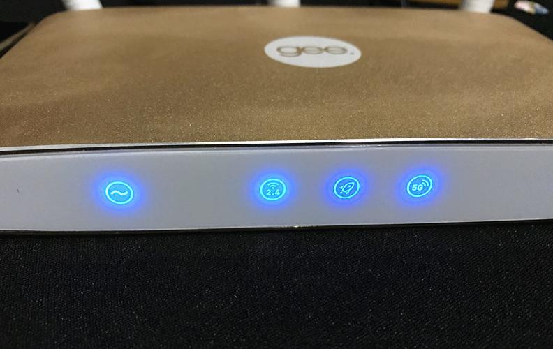 路由器闪蓝色灯是什么意思缩略图