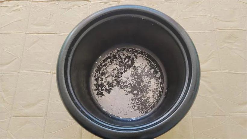 电饭煲涂层掉了继续用会有毒吗缩略图