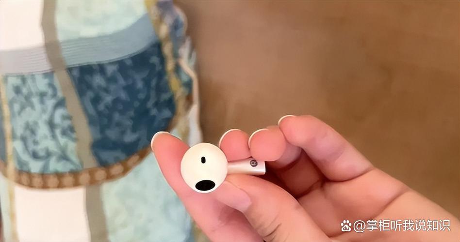 蓝牙耳机丢了一只另一只还能听到吗缩略图