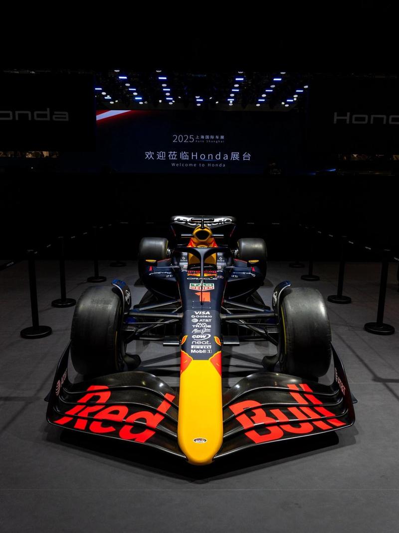 红牛车队是什么车游戏截图