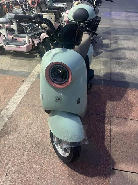 爱玛电动车充电充满了能自己断电吗缩略图