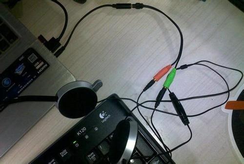 雅兰仕直播声卡为什么耳机插上就没