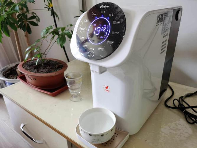 海尔净水机维修上门服务电话游戏截图