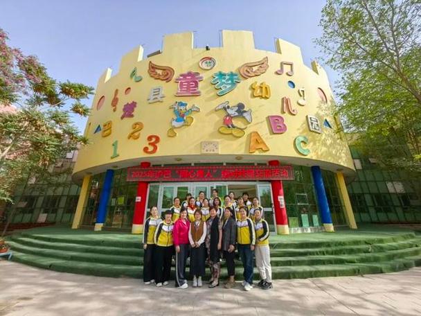 6-12岁睡前听故事免费听游戏截图