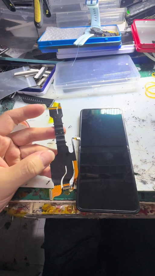 oppo手机屏幕排线坏了修多少钱游戏截图